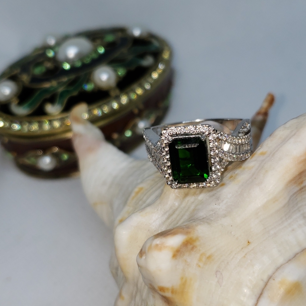 Russian chrome diopside ring with white Zircon